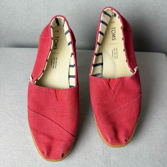 Tom’s Women’s Classic Red Wrap Style Slip In Comfort Flats Brown Sole size W7 - Picture 10 of 10